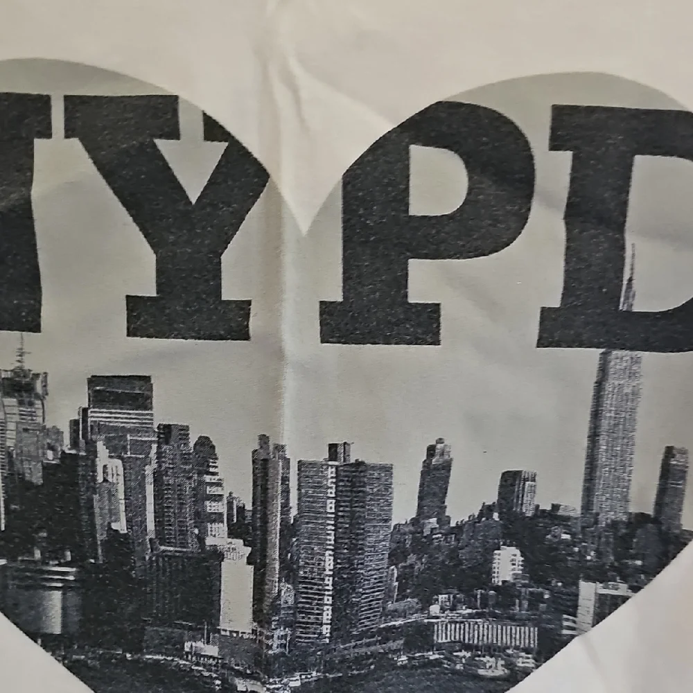 Old Navy Girls White NYPD Heart Graphic T-Shirt Size XSmall